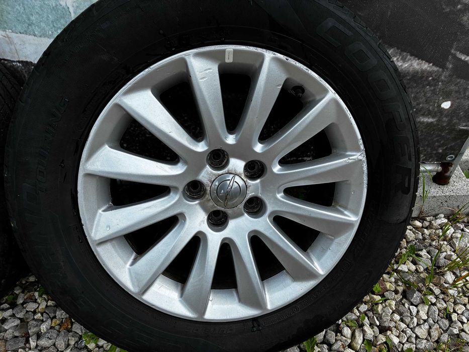 215/65R17 Chrysler 300C koła felgi aluminiowe  1LS51TRMAB