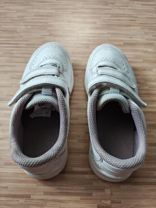 Sportowe buty dziecięce Artengo Decathlon rozmiar 29
