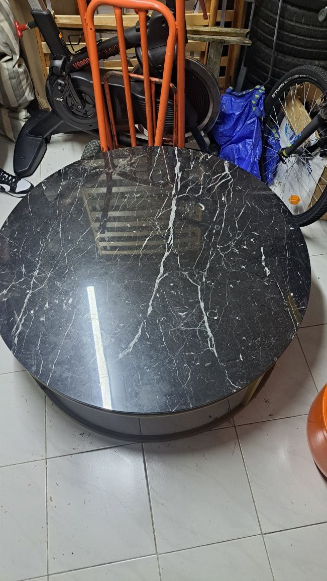 Mesa VIP de mármore