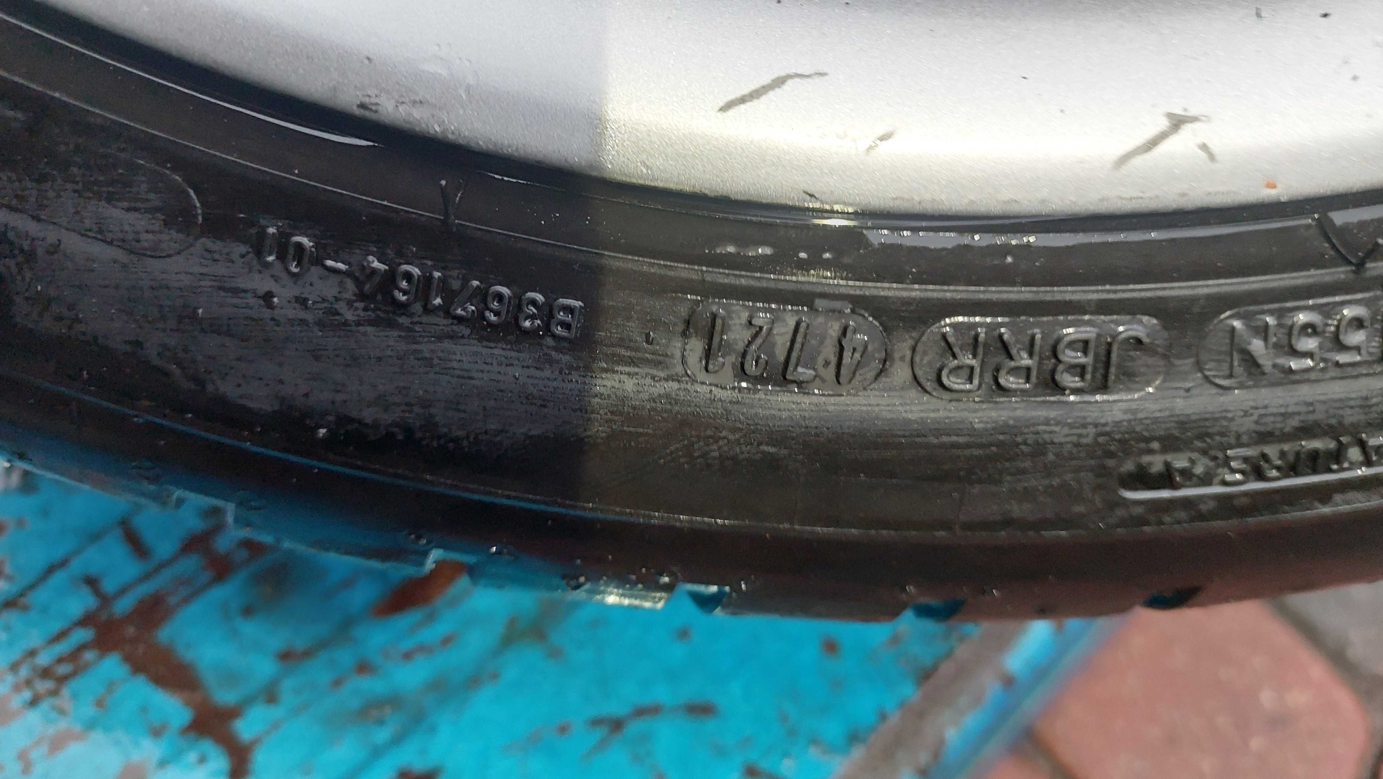 Komplet kół Seat 5x112 7,5J18 Et 51 Fi 66,6+Dunlop 225/40/18 KPL K 5