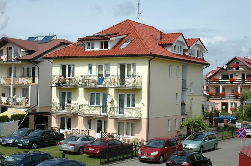 Mielno Unieście, Pokoje  noclegi ,Apartament z kuchnia 250 m morze.