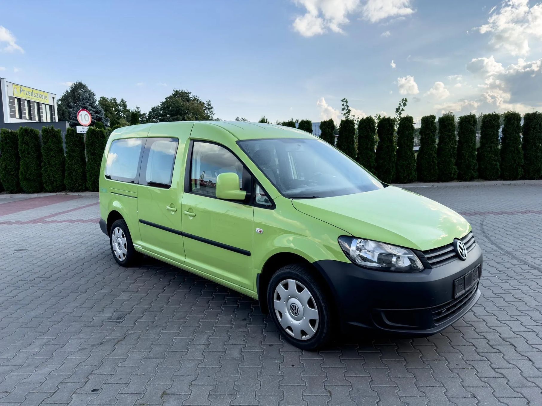 Volkswagen Caddy 2011