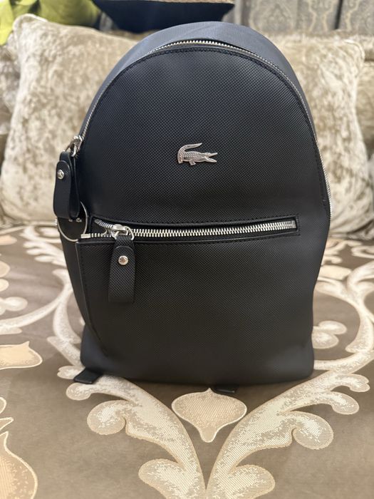 Продам рюкзак Lacoste оригинал
