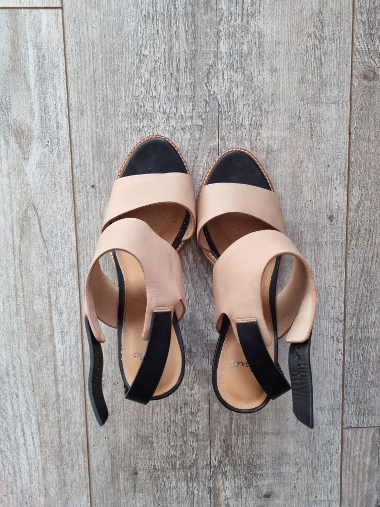 Sprzedam buty Clarks