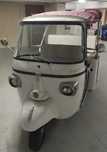 Tuk tuk Ape Calessino 422 (3+1)