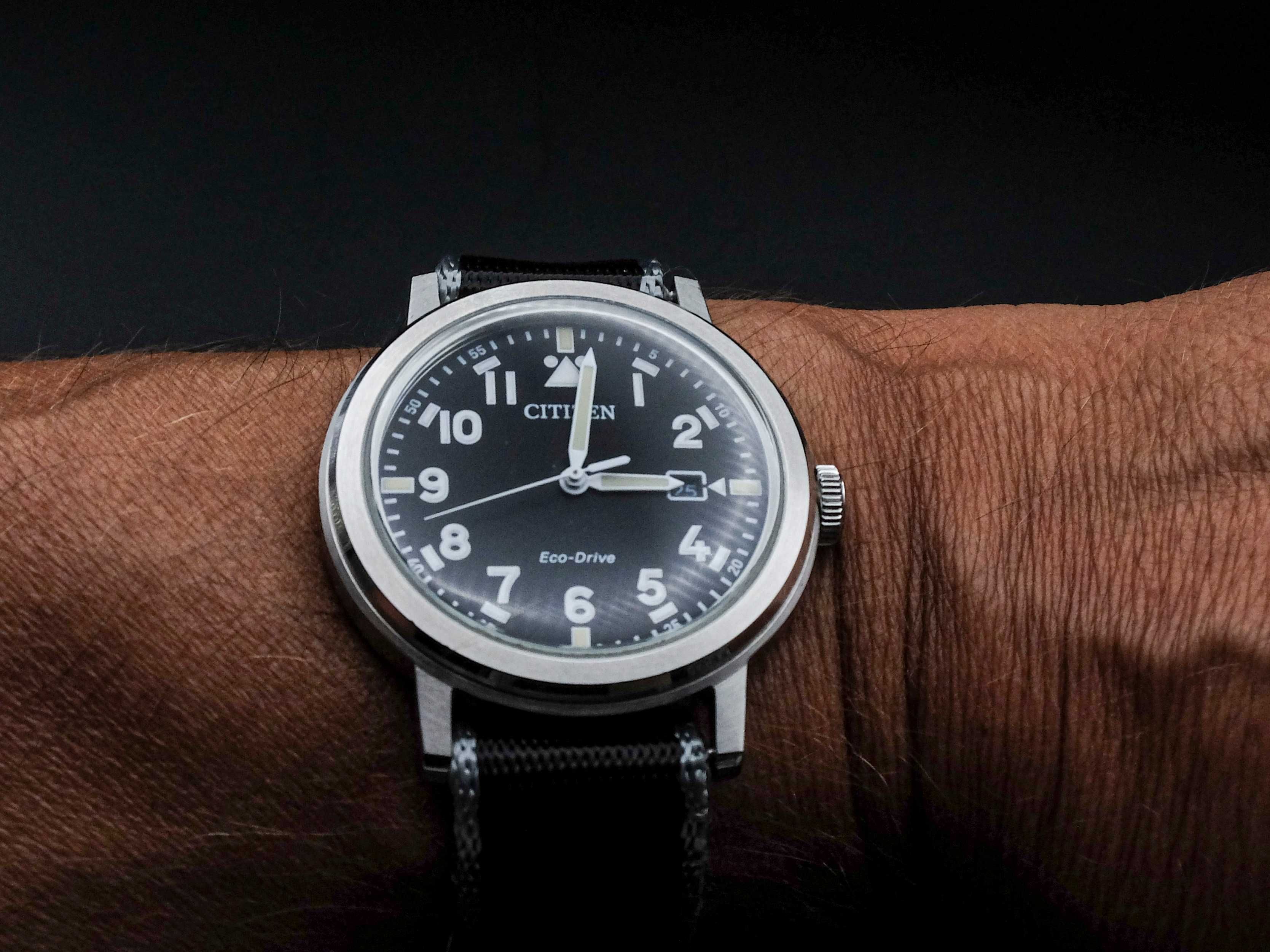 Citizen Military Black Dial NATO Strap Eco-Drive AW1620-21E 100m
