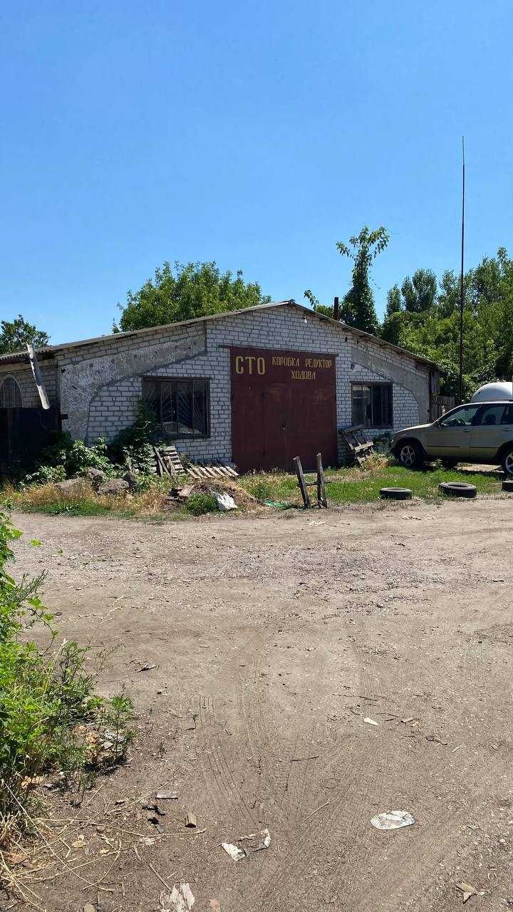 Продаж земельної ділянки та виробничих приміщень