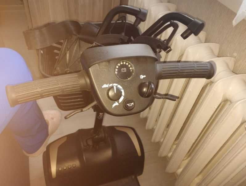 Skuter elektryczny składany MINI II Vitea Care