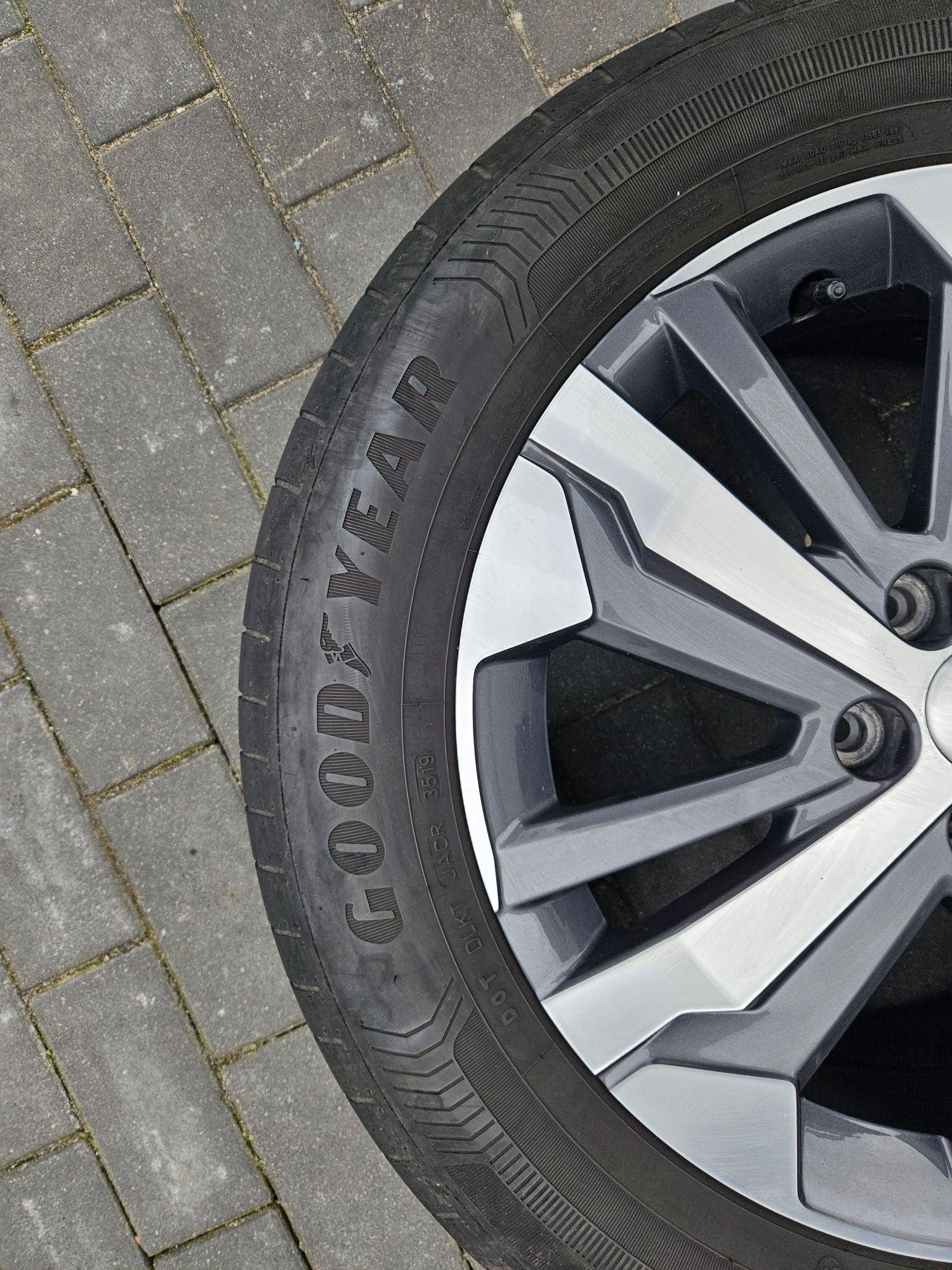 Alufelgi 18 Koła Peugeot Rifter 5x108