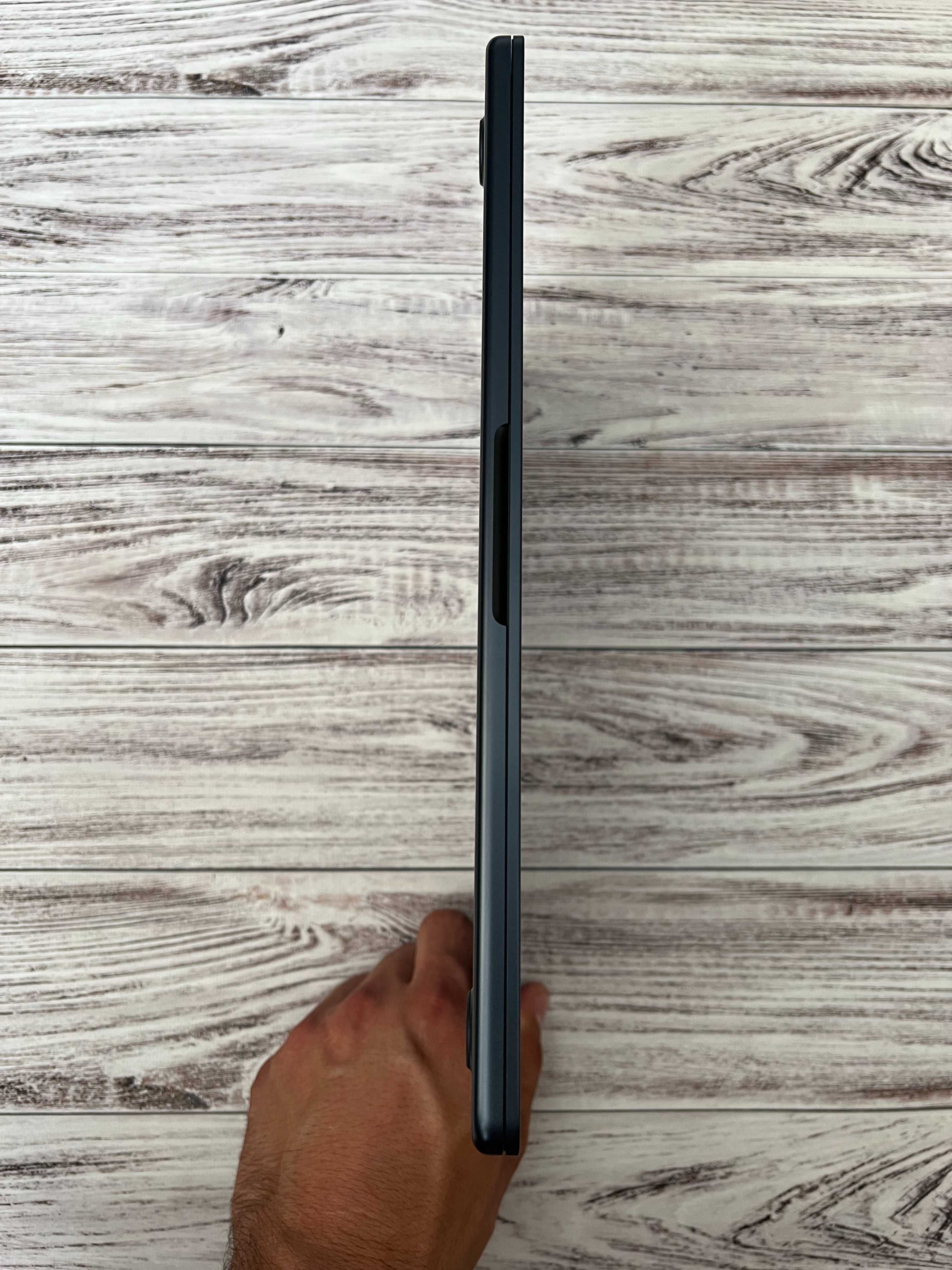 MacBook Air 13'' M4 16/256GB Midnight Open box