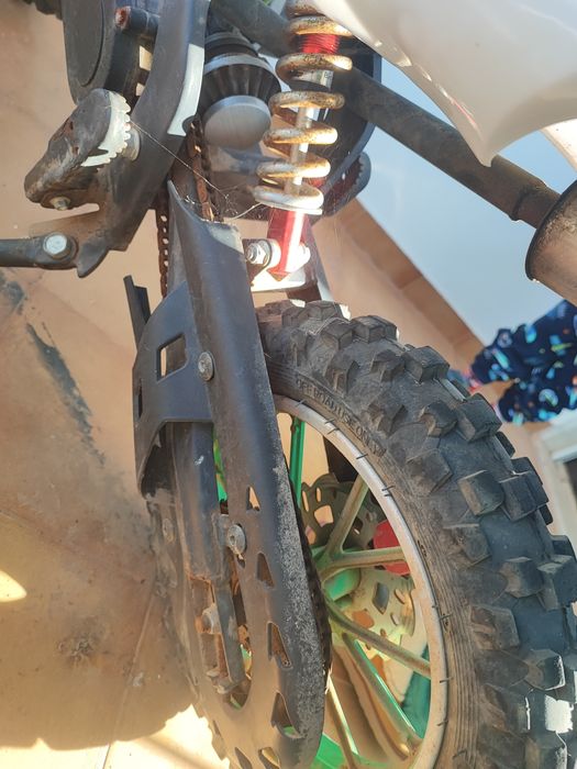 Mota criança a motor