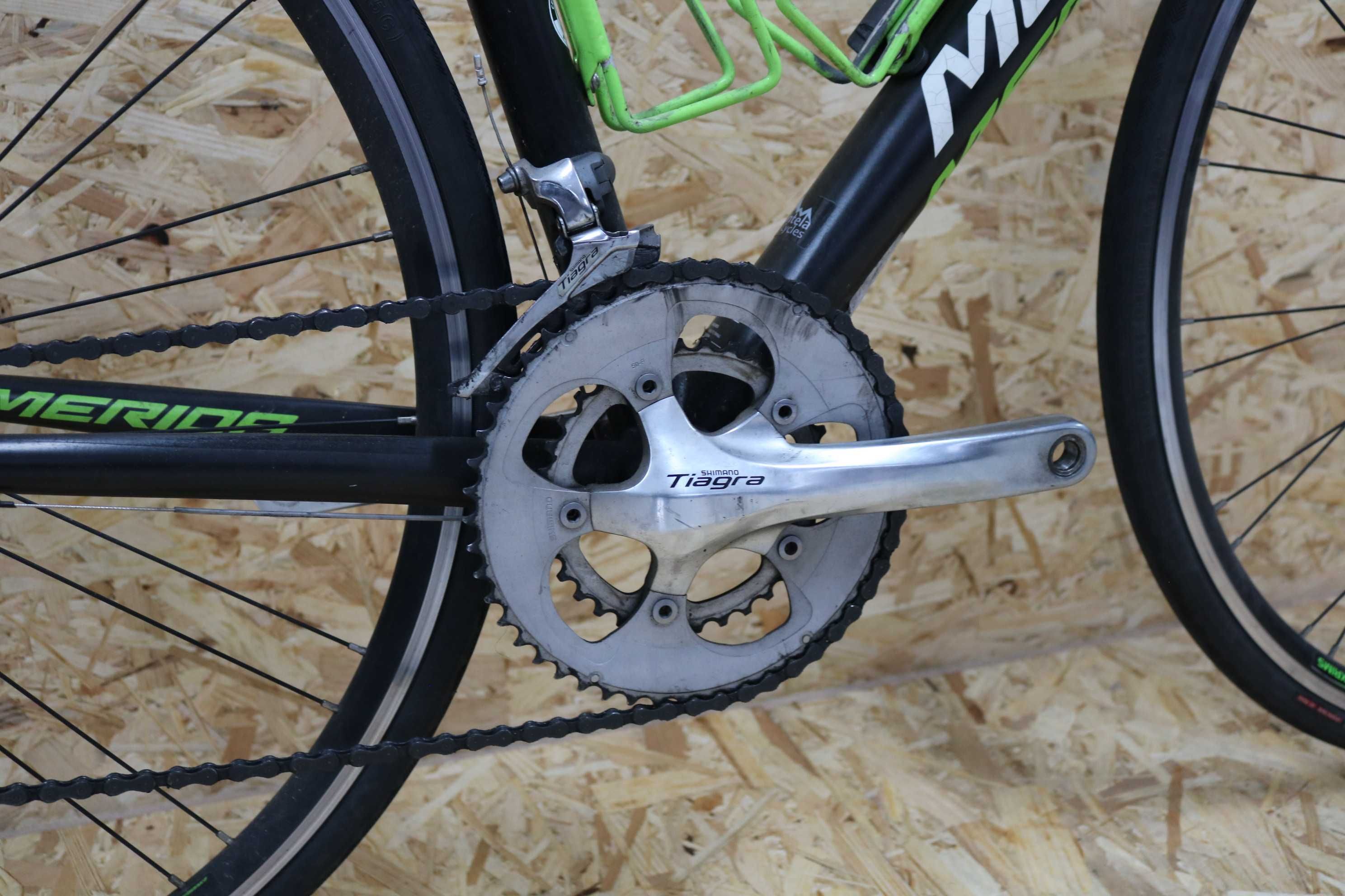 Bicicleta estrada Merida Scultura 300 - Shimano Tiagra 10v