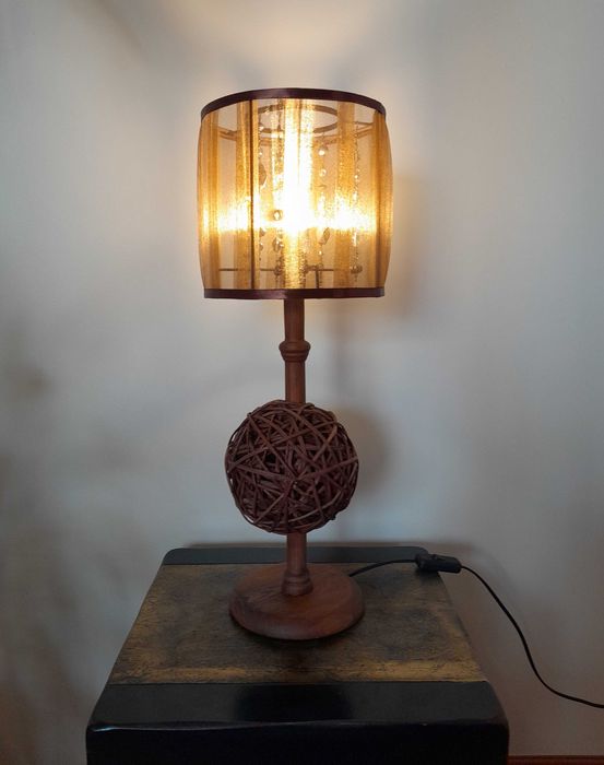 Candeeiros restaurados e reinventados