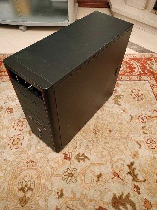 Torre PC com i3 3.3GHz, 16GB RAM e motherboard P8P67-M