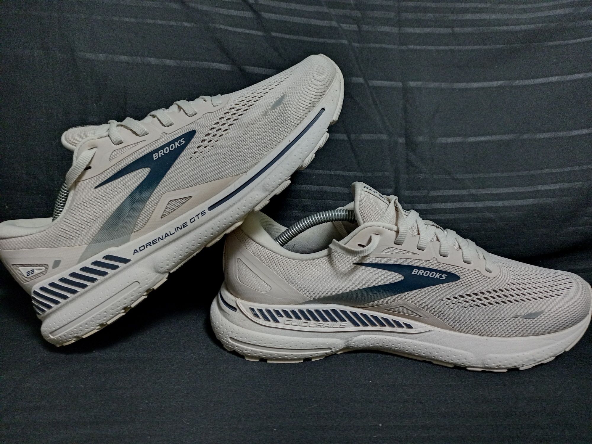 Кроссовки Brooks Adrenaline 23 (44p.) Оригинал! Идеал!