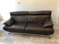 Skórzany zestaw włoska skóra: 2x sofa + podnóżek + fotel. Nicoletti