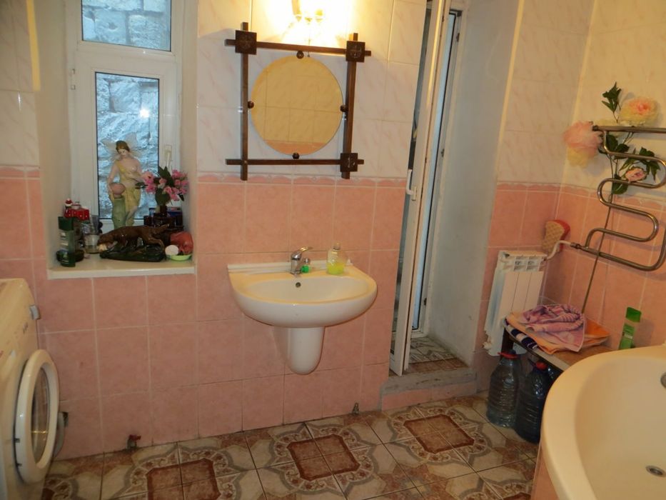 Сдам комнату в коммуне.Центр.Звоните