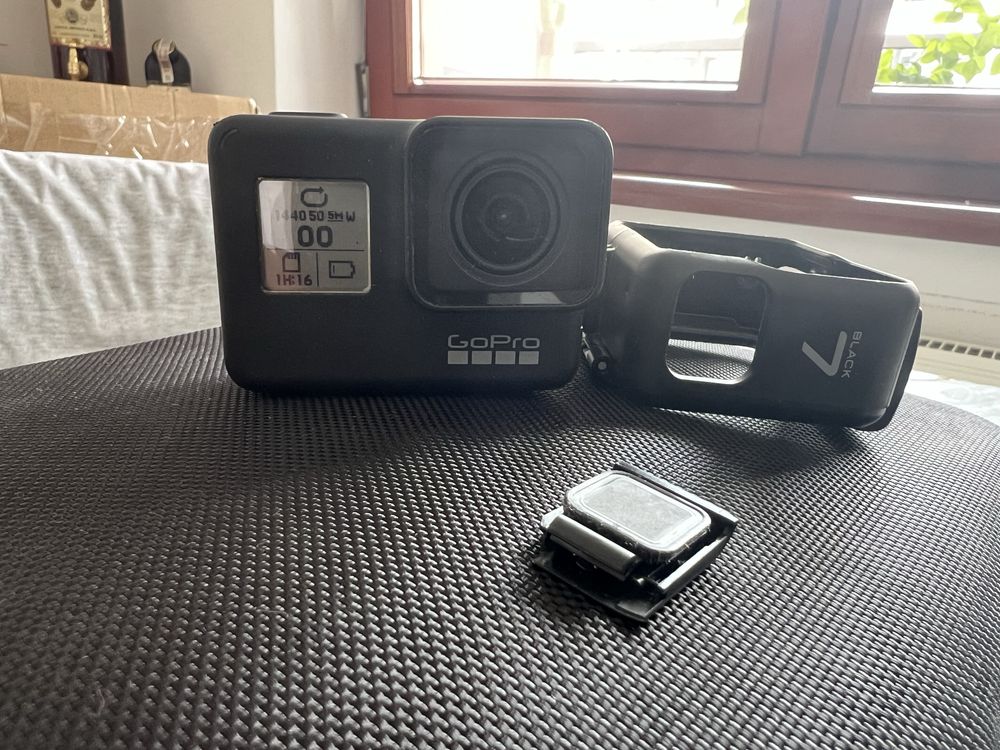 Kamera GoPro Black 7 akcesoria.