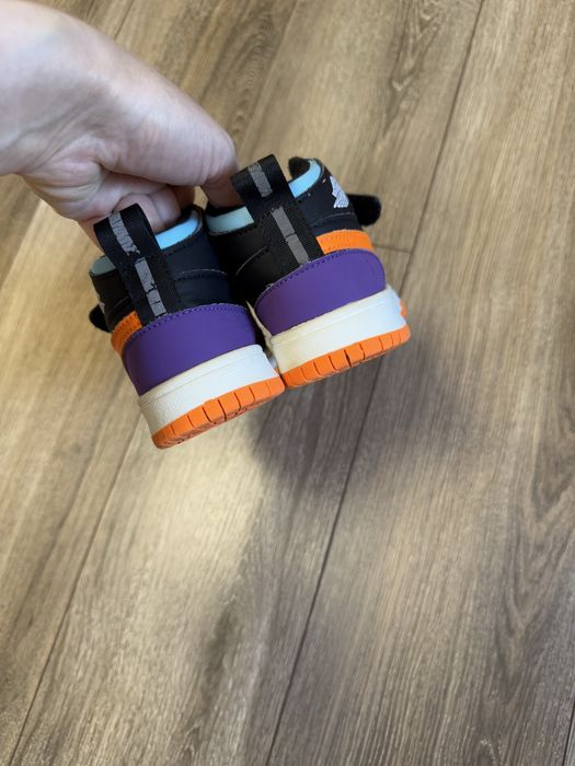 Кросівки 28р холодна осінь/весна