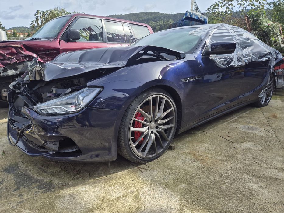 Maserati  ghibli  S q4 18mil km