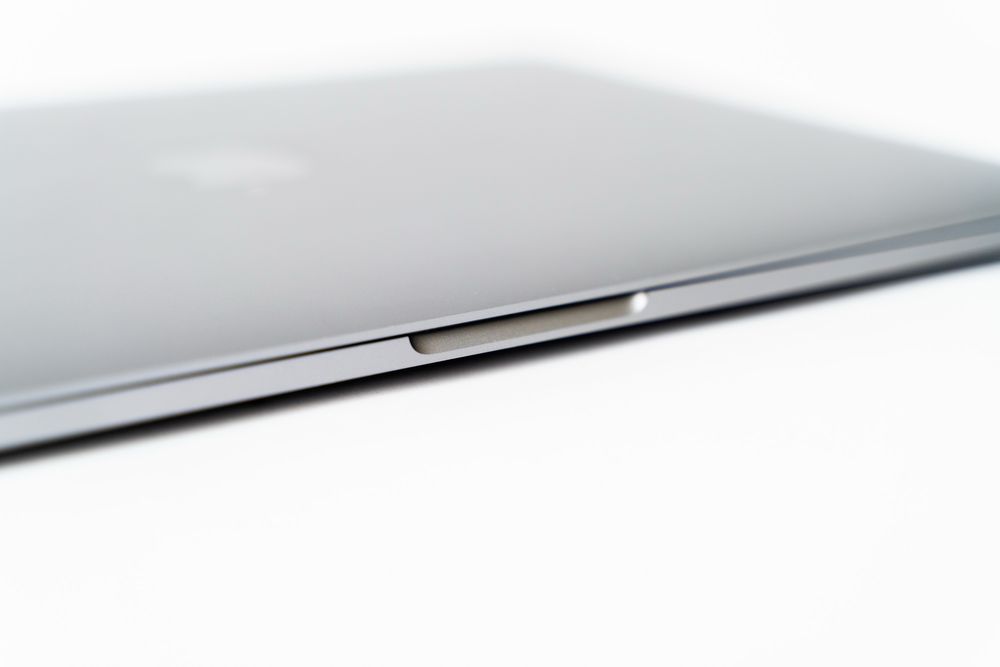 Sprzedam MacBook Pro 13" (2018) – i5, 8GB RAM