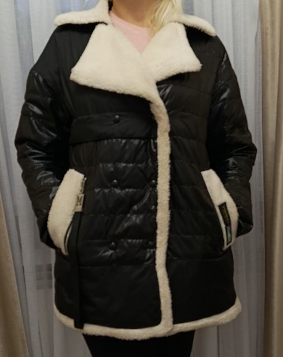 Куртка жіноча осіння.