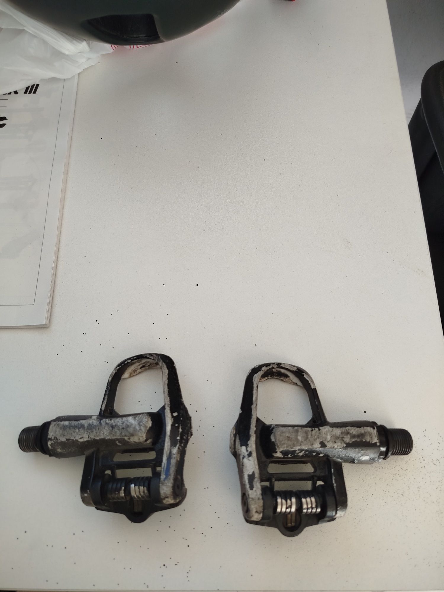 Luvas de ciclismo,encaixe look e sapatilhas com encaixes