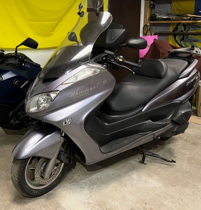 Yamaha Majesty 400 Ямаха Маджести максі скутер