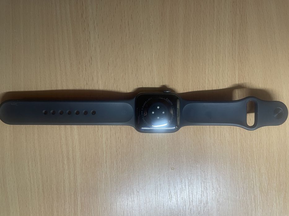 Apple watch 6 series 44mm gps aluminium and ceramic case