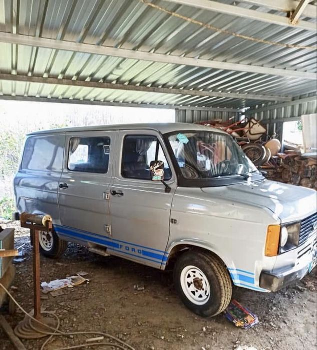 Ford Transit Mk2 de 81