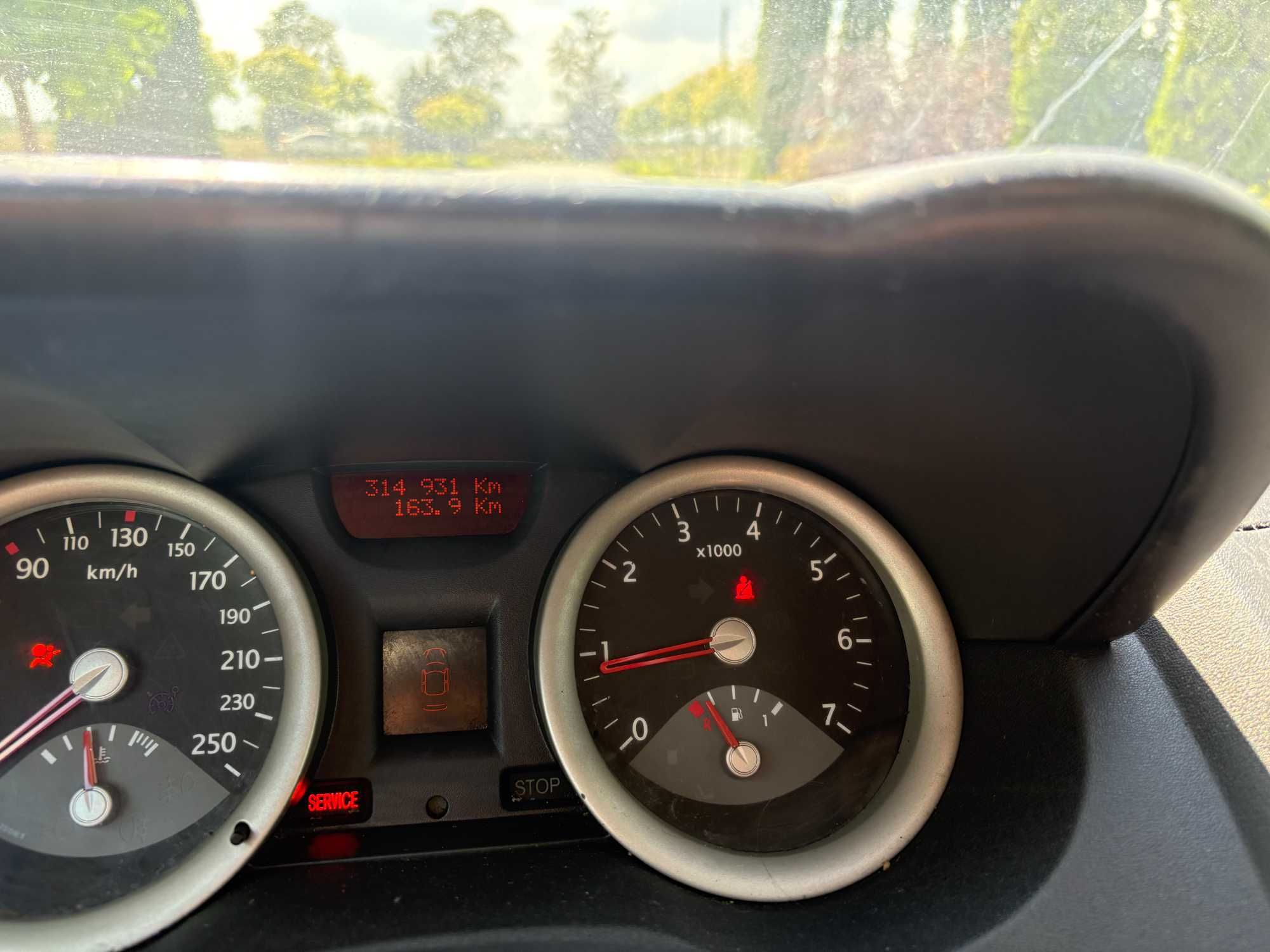 Renault Megane II 1.9DCI Fajne auto do jazdy malo pali 2x karta
