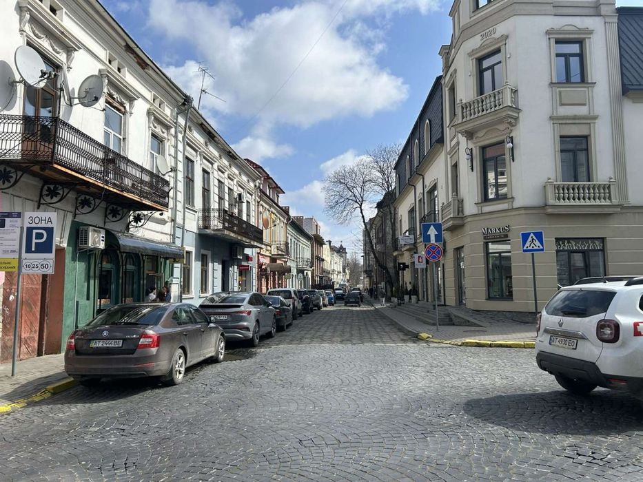 Продаж комерційного приміщення на топовій вулиці Коломиї