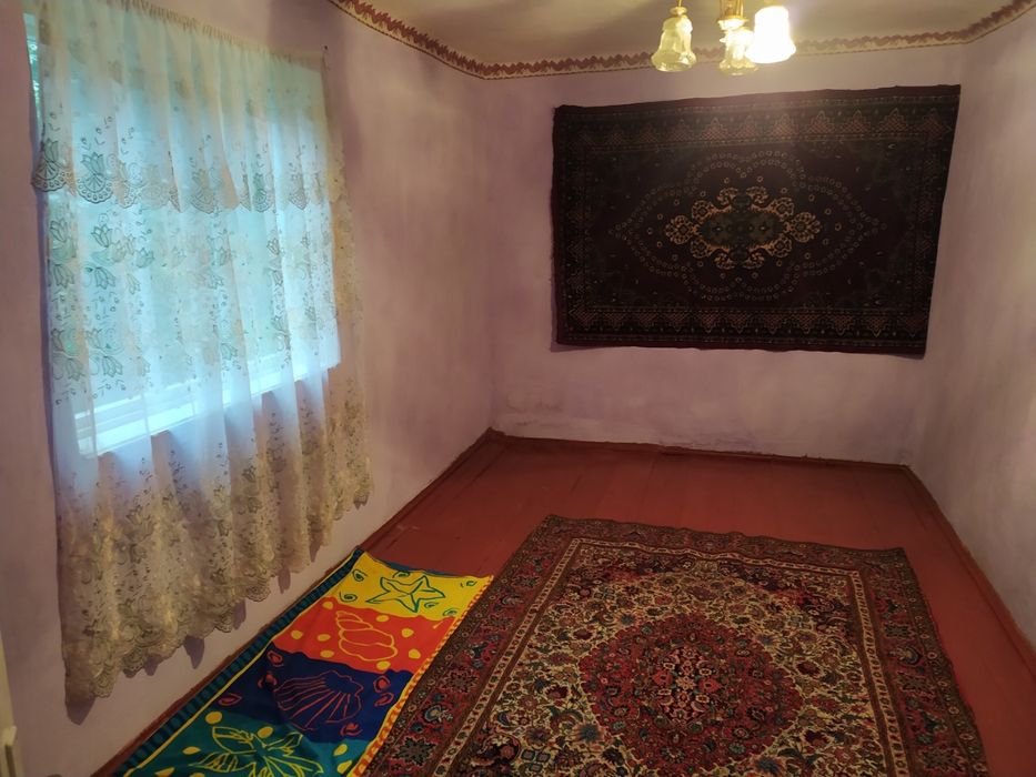 Будинок біля центру міста