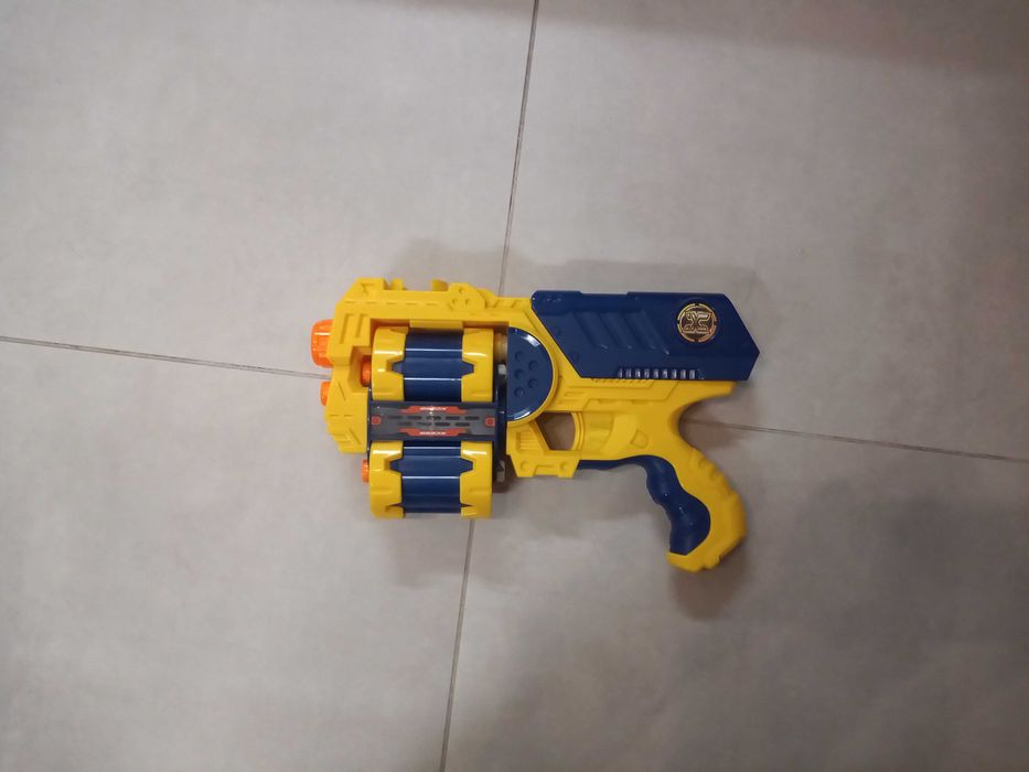 Pistolet/wyrzutnia Xshot Xcess