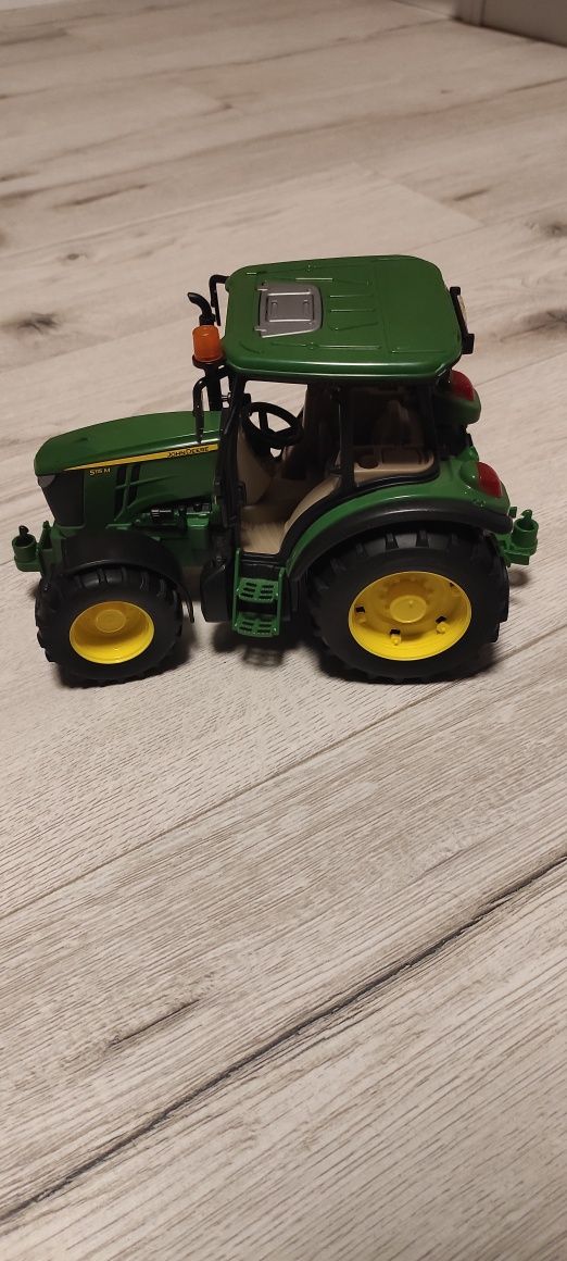 John Deere 5115 Bruder