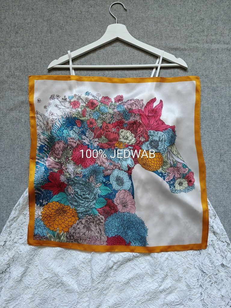 Jedwabna apaszka 100% naturalna kwiaty konik