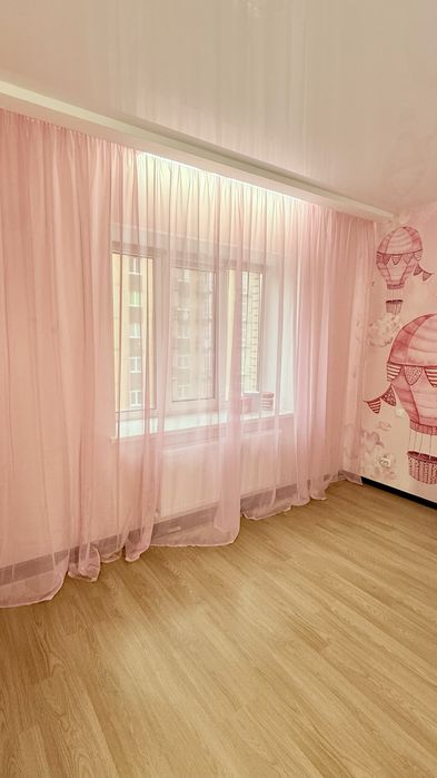 Продаж 2-ної квартири Виставка