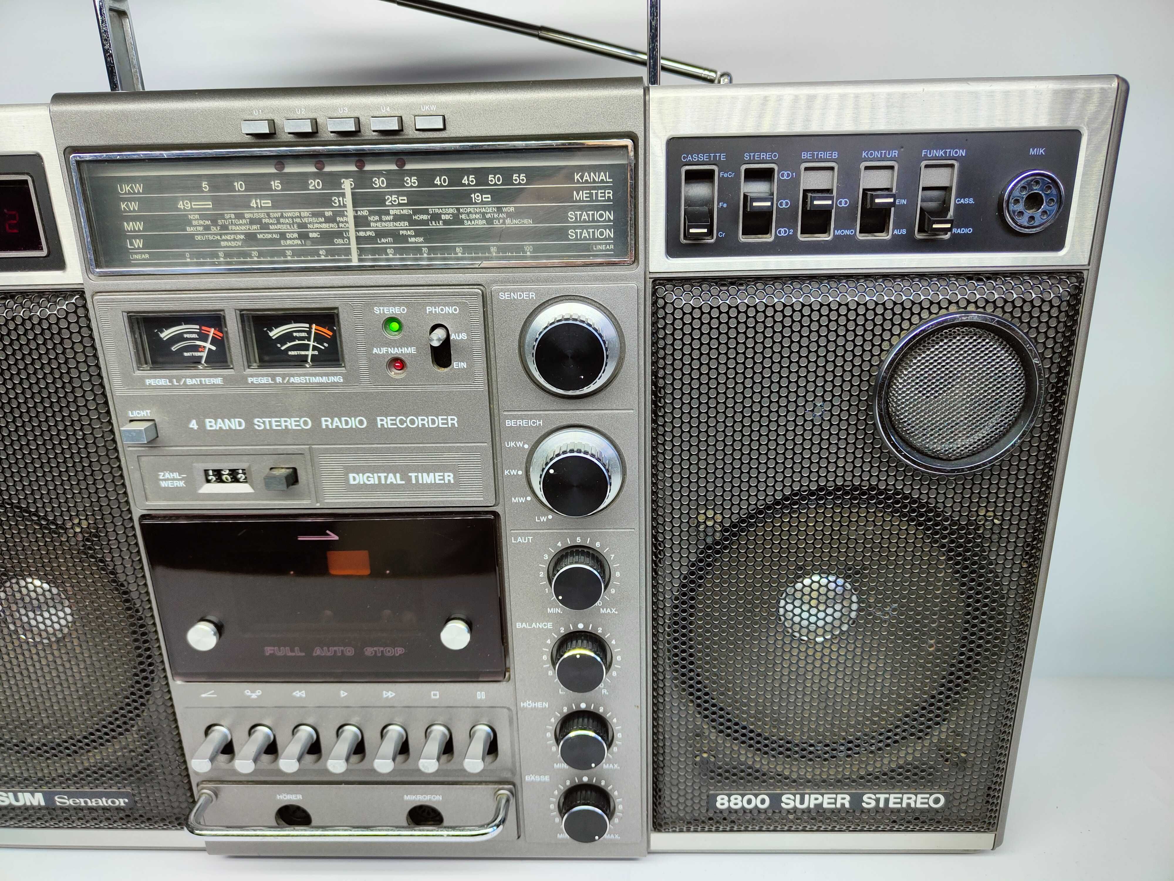 Universum Senator 8800 Super Stereo Boombox radiomagnetofon