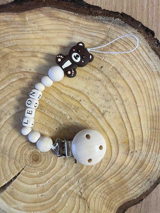 Zawieszka do smoczka z imieniem Leon