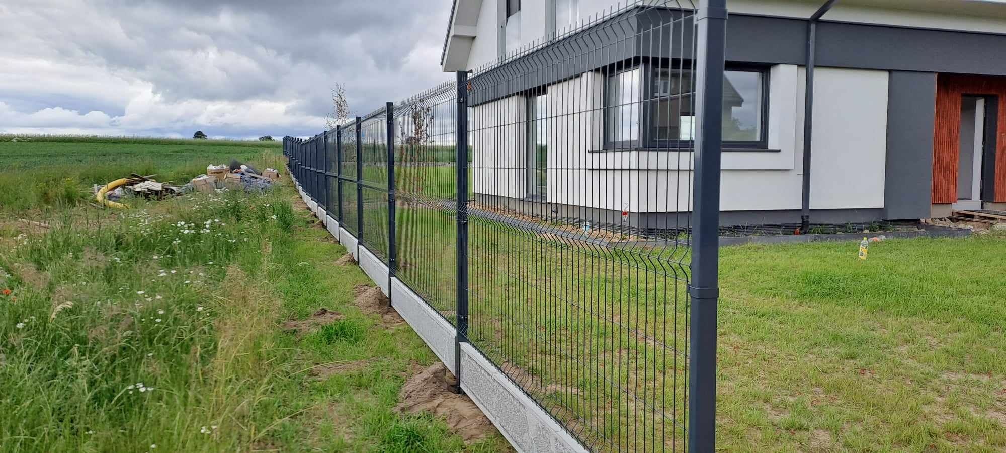 Ogrodzenia panelowe z montażem