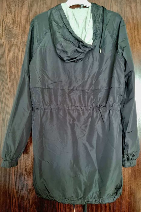 Casaco corta vento preto