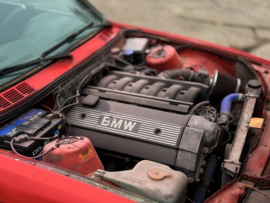 Продам корч е30 купе