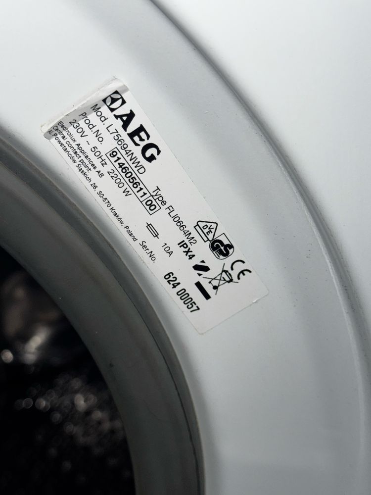 Pralko Suszarka  AEG model L75694NWD 9-6 KG 1600 OBR