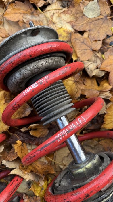 Передні Стойки Стійки БМВ Е39 стійки пружини стойки бмв е39 Шрот BMW