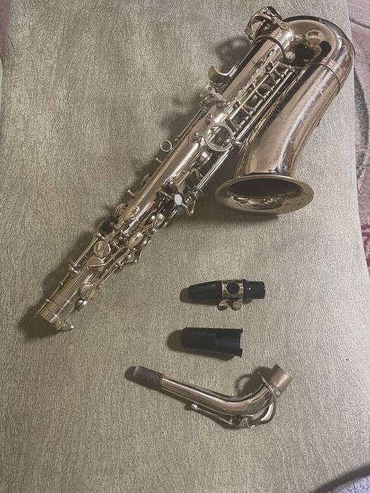 Саксофон альт maxtone