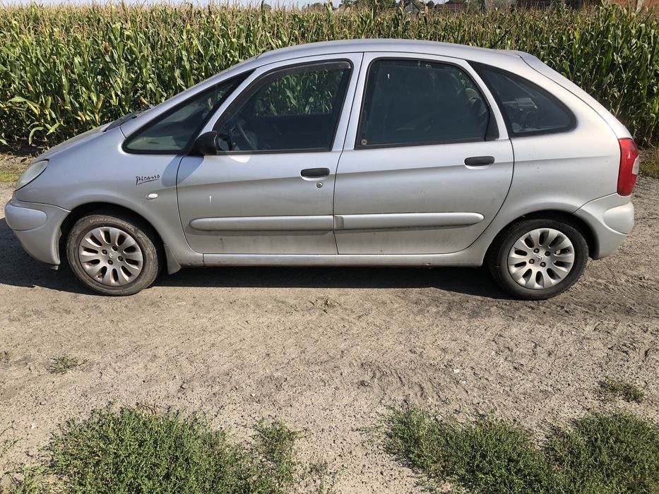 Citroen Xsara Picasso 2.0 hdi , drzwi, lampy