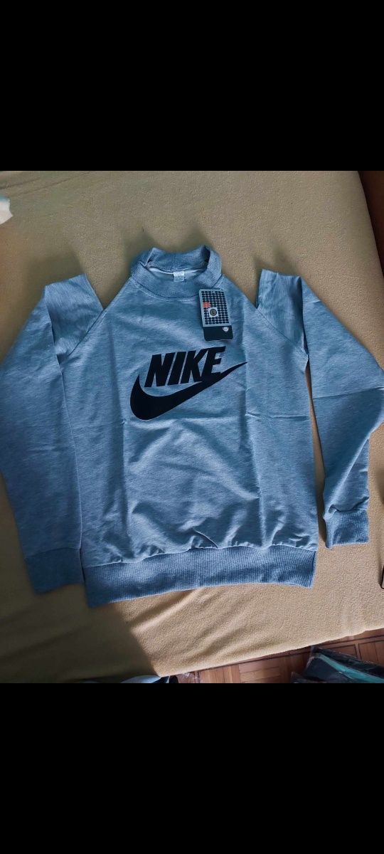 Damskie bluzy premium wyszywane logo. Od S do XL