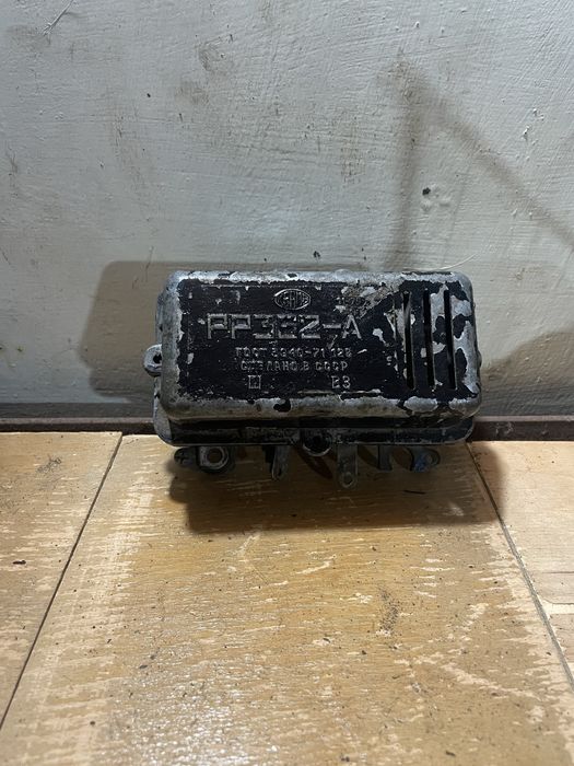 Реле регулятор РР362-А СССР