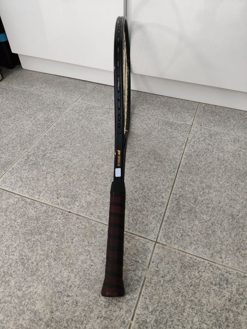 Raquete de tênis prince