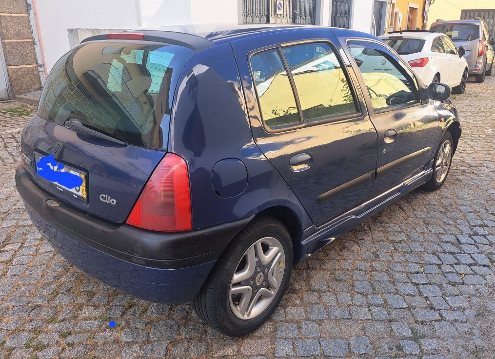 Renault clio 1.2 gasolina com direcção assistida